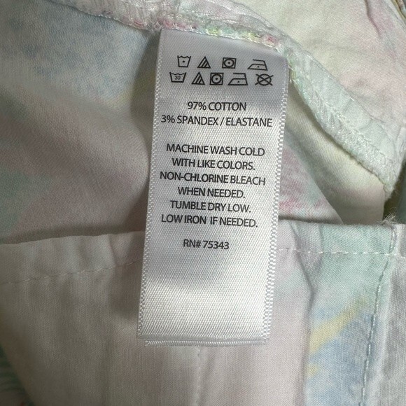 Cynthia Rowley shorts chino pineapple print size 12 women - Picture 7 of 7